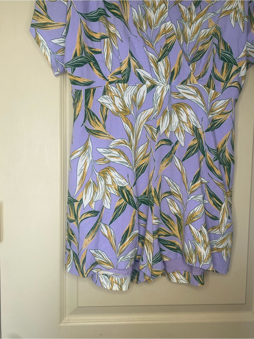 J.O.A. Purple Floral Romper | Fully Lined | Size Large | Tropical Print - Picture 5 of 7